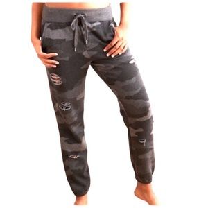 Aerie camo joggers
